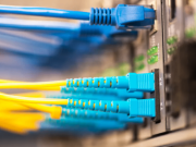 Wat is het meest gebruikte optische in-/uitgangsvenster voor glasvezelpanelen